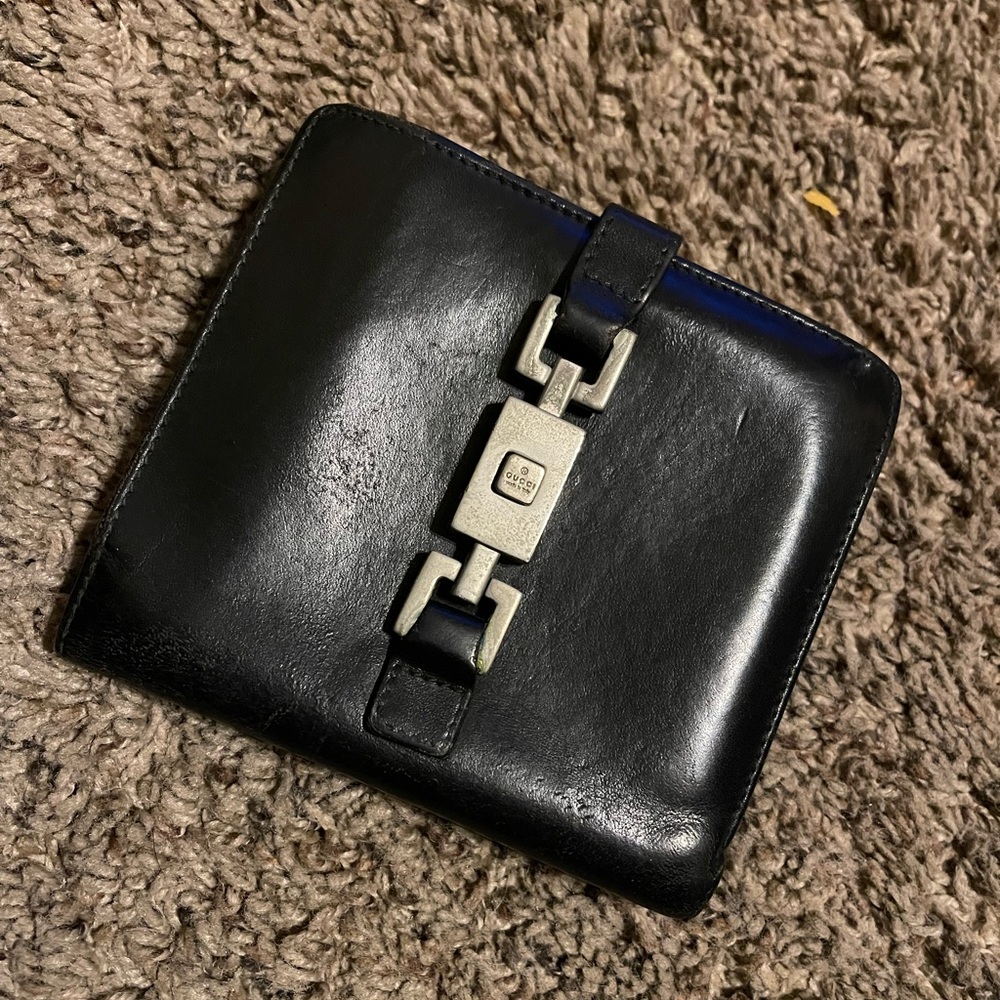 GUCCI JACKIE LEATHER BI-FOLD COMPACT WALLET PREOWNED (black)